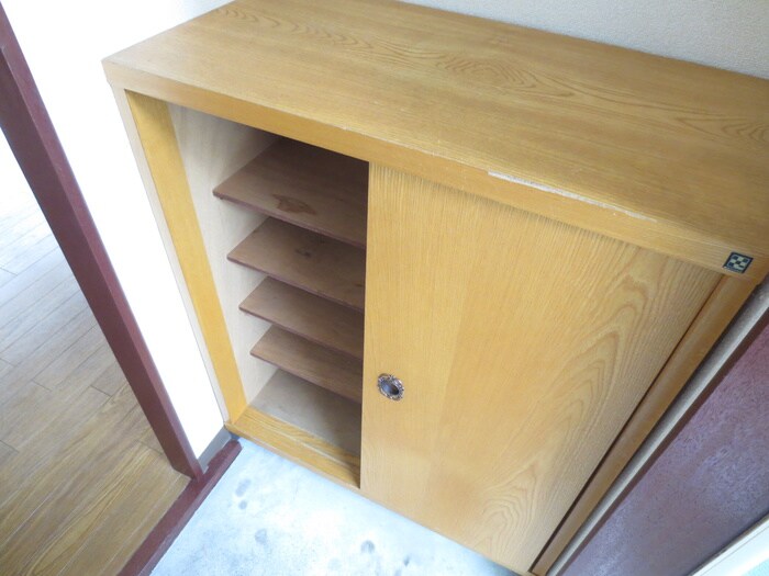 物件内観写真18　(靴箱)