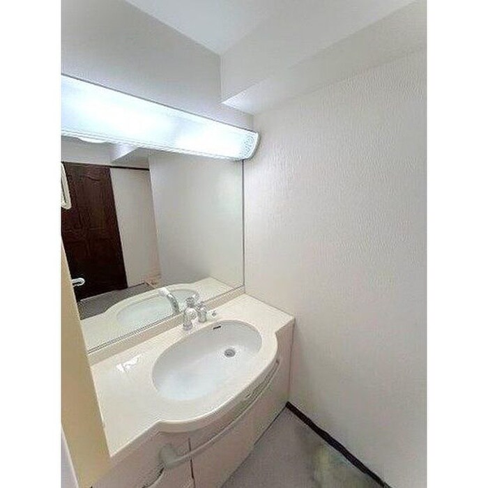 物件内観写真7　(洗面)