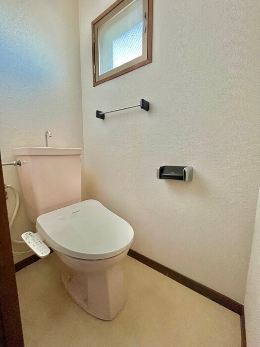 物件内観写真11　(トイレ)