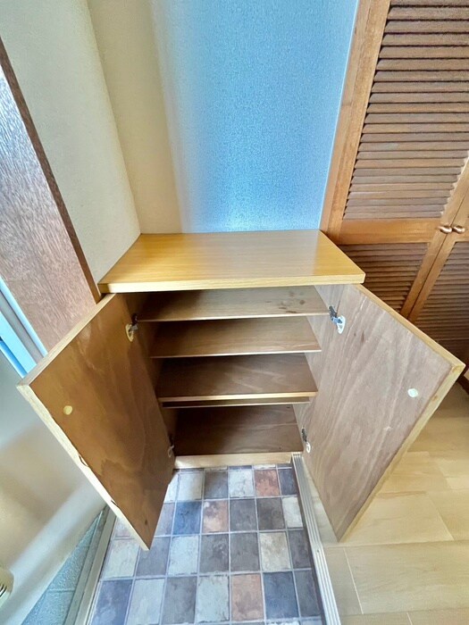 物件内観写真14　(靴箱)