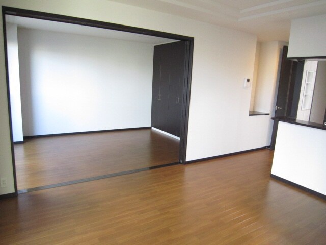 物件内観写真13　(居室)