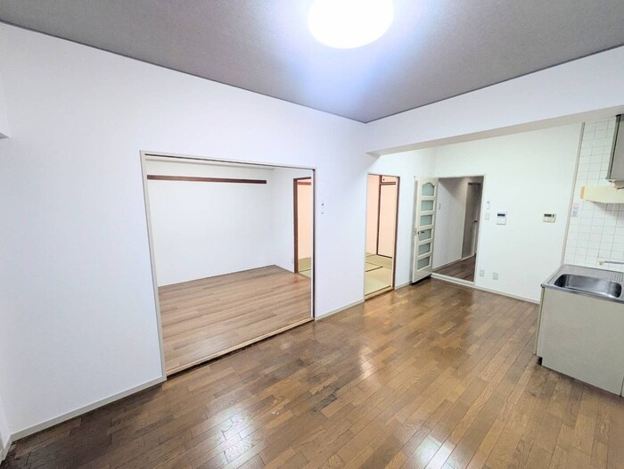 物件内観写真8　(居室)