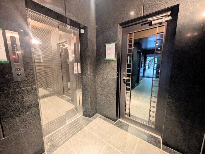 物件外観写真6　(建物設備)