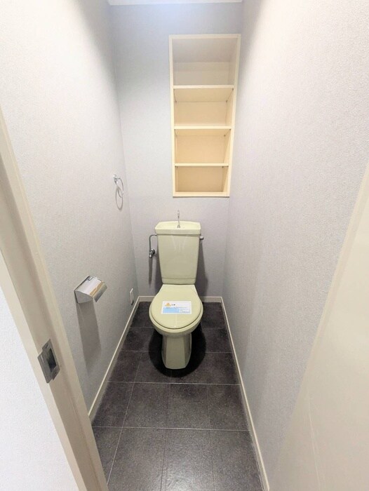 物件内観写真14　(トイレ)