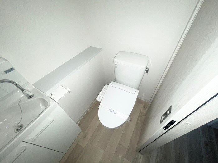 物件内観写真14　(トイレ)