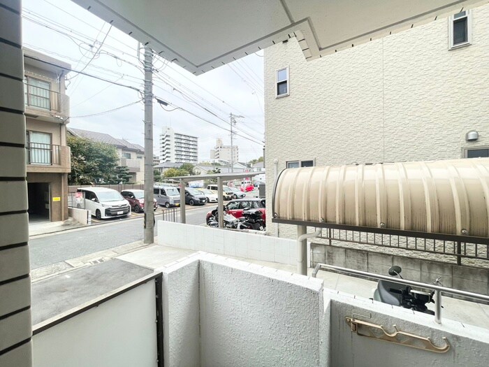 物件内観写真18　(室内からの展望)