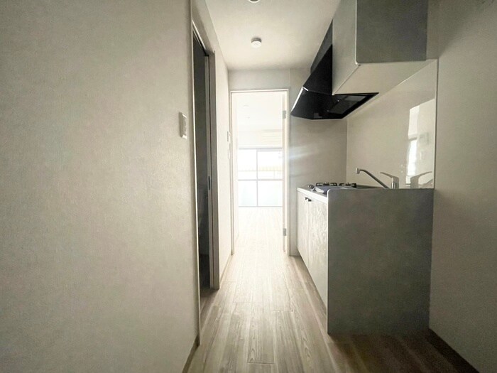 物件内観写真19　(廊下)