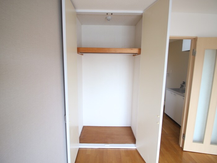 物件内観写真12　(収納)