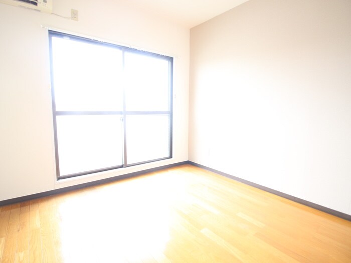 物件内観写真18　(居室)