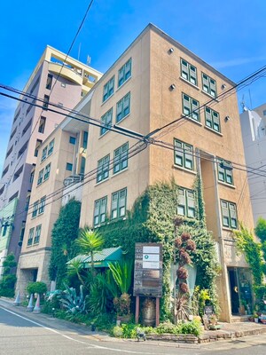 ２０００ＨＯＵＳＥ外観写真