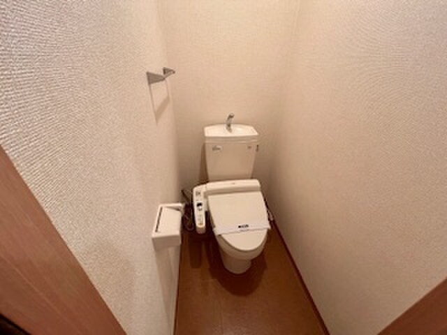 物件内観写真13　(トイレ)