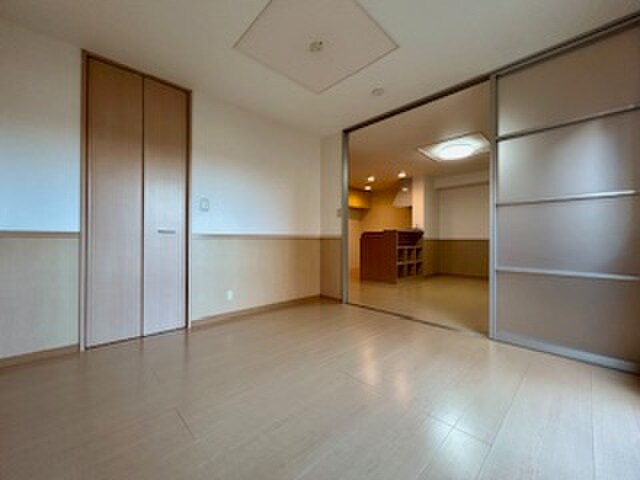 物件内観写真21　(居室)