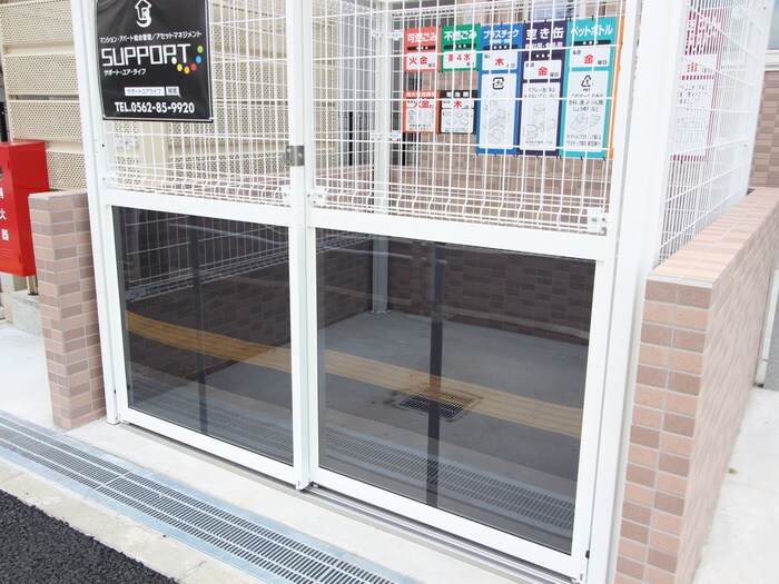 物件外観写真4　(建物設備)