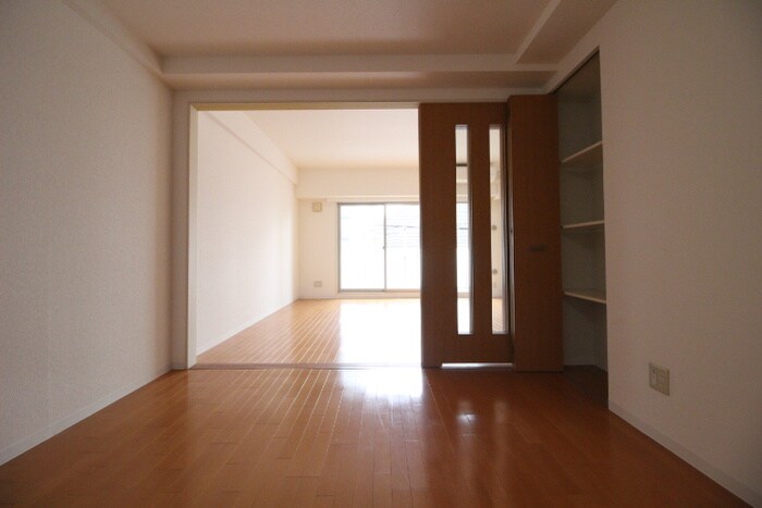 物件内観写真8　(居室)