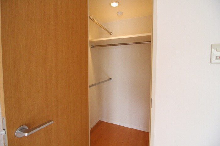 物件内観写真9　(収納)