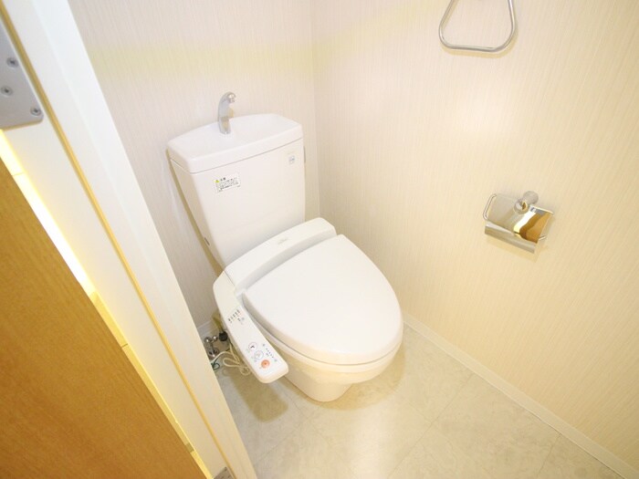 物件内観写真15　(トイレ)