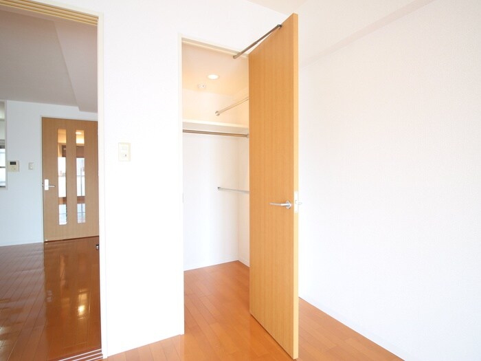 物件内観写真17　(収納)