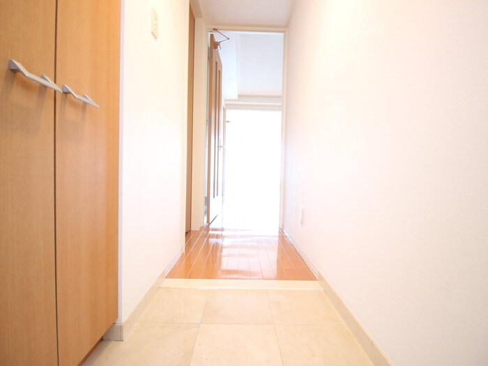 物件内観写真19　(廊下)