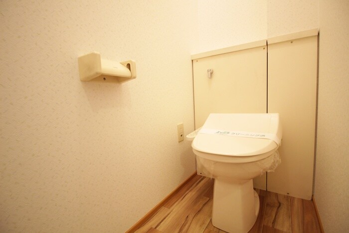 物件内観写真12　(トイレ)