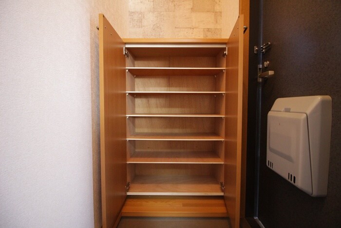 物件内観写真15　(靴箱)