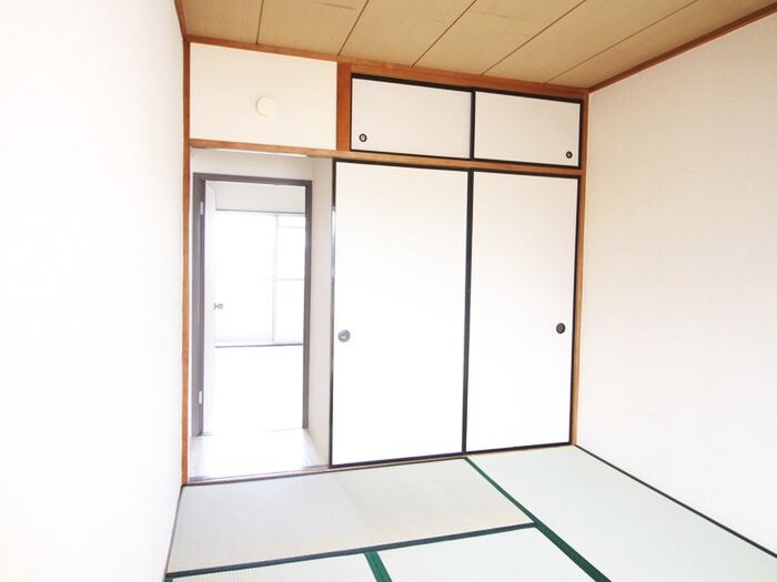 物件内観写真11　(居室)