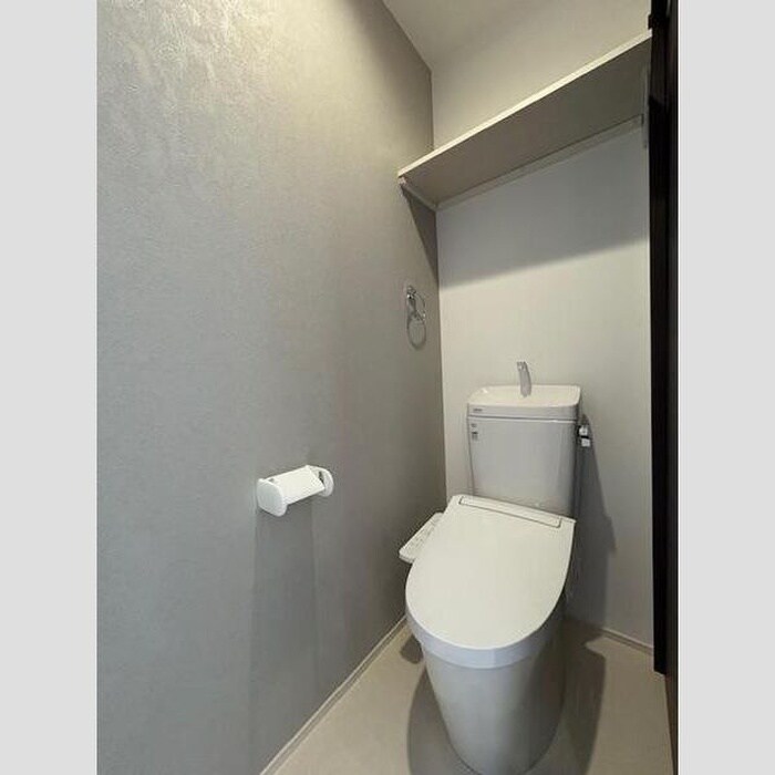 物件内観写真5　(トイレ)