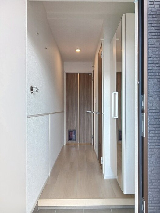 物件内観写真8　(廊下)