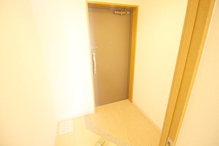 物件内観写真20　(玄関)