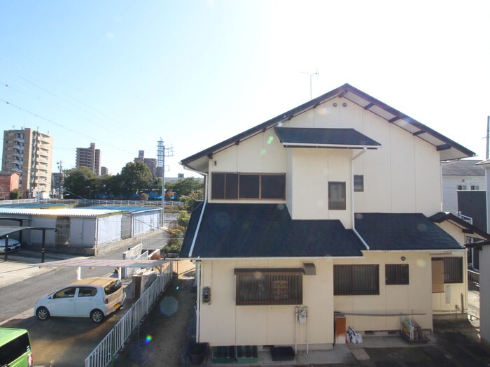 物件内観写真22　(室内からの展望)