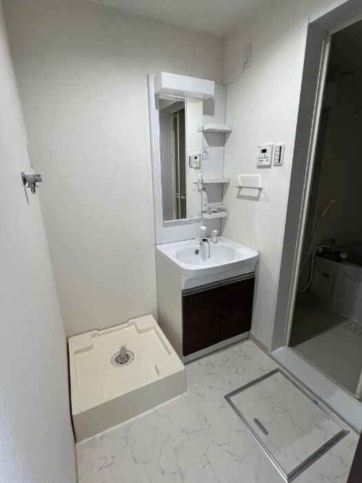 物件内観写真9　(洗面)