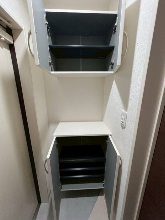 物件内観写真11　(靴箱)