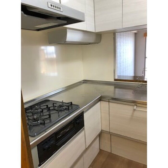 物件内観写真2　(キッチン)