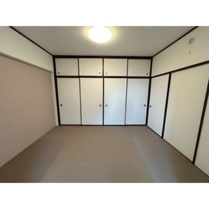 物件内観写真5　(居室)