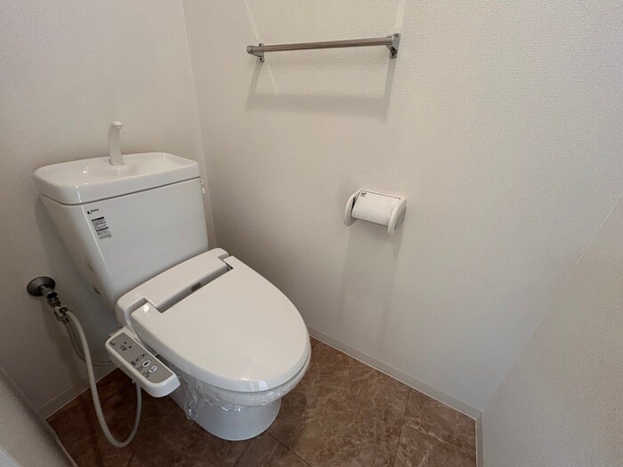 物件内観写真11　(トイレ)