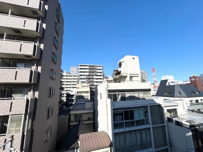 物件内観写真15　(室内からの展望)