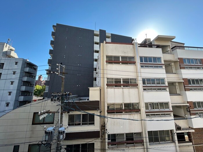 物件内観写真15　(室内からの展望)