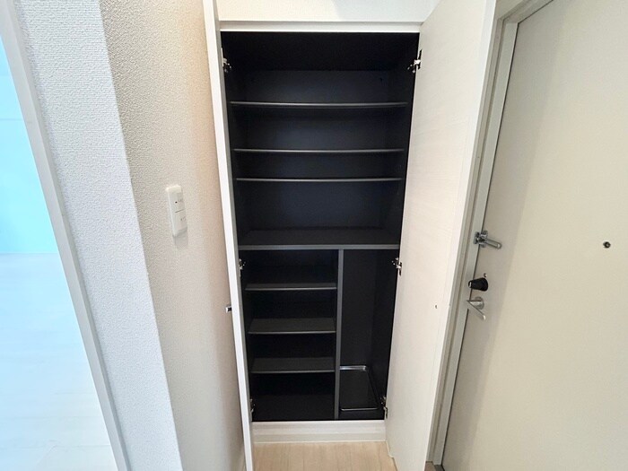 物件内観写真17　(靴箱)