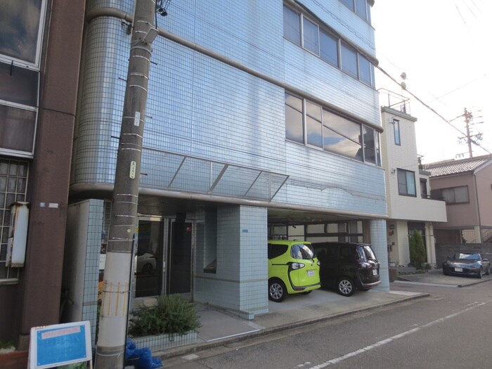 物件外観写真5　(外観写真)