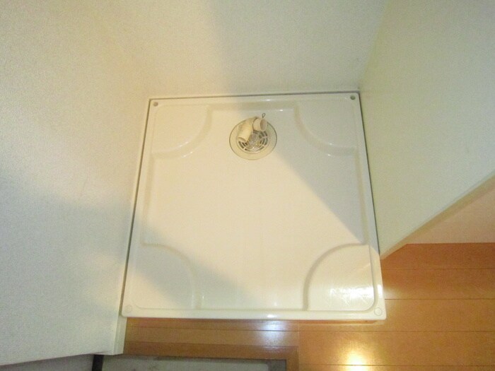 物件内観写真19　(洗濯機置場)