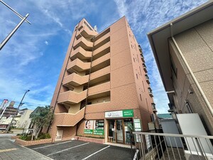 ＳＴＡＴＥＳ 三進外観写真