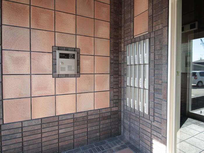 物件外観写真3　(建物設備)