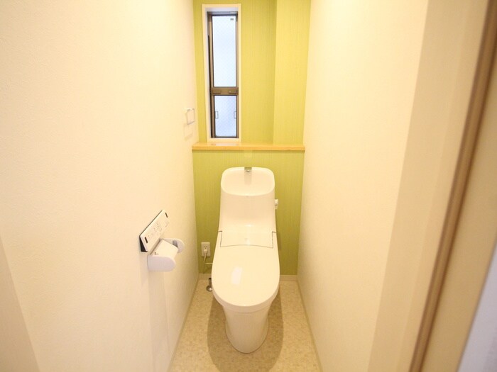 物件内観写真11　(トイレ)