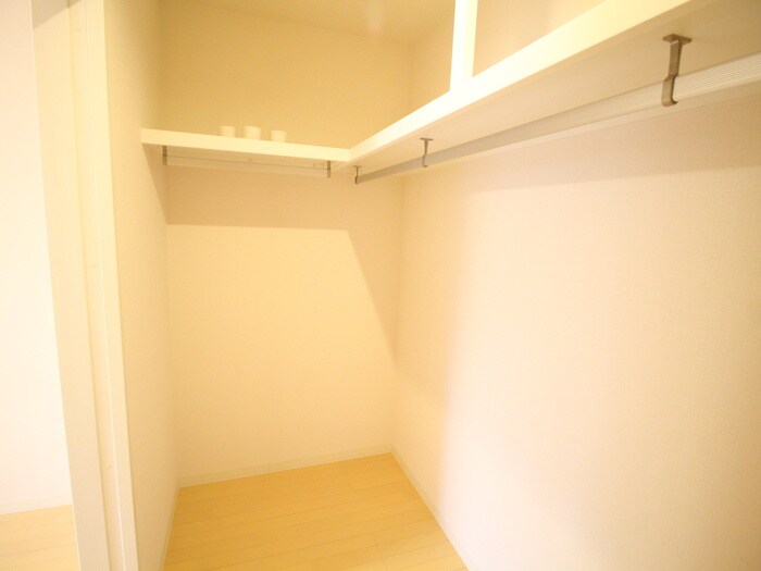 物件内観写真17　(収納)