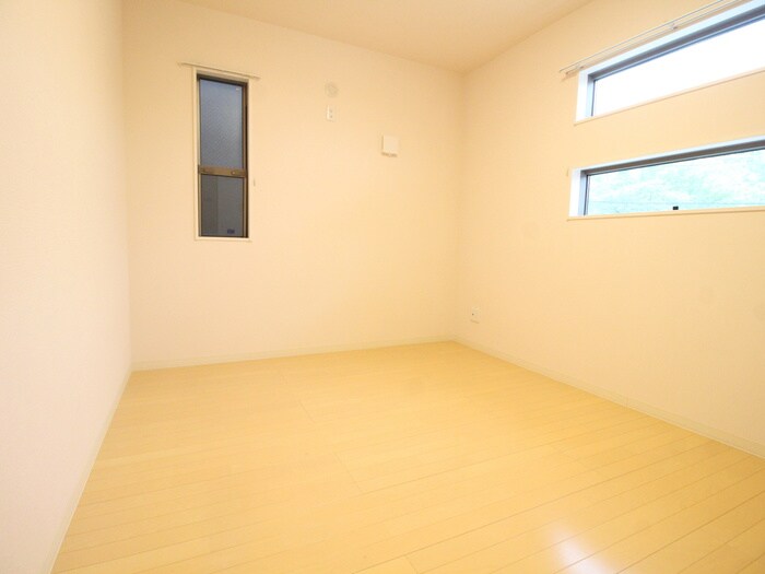 物件内観写真18　(居室)