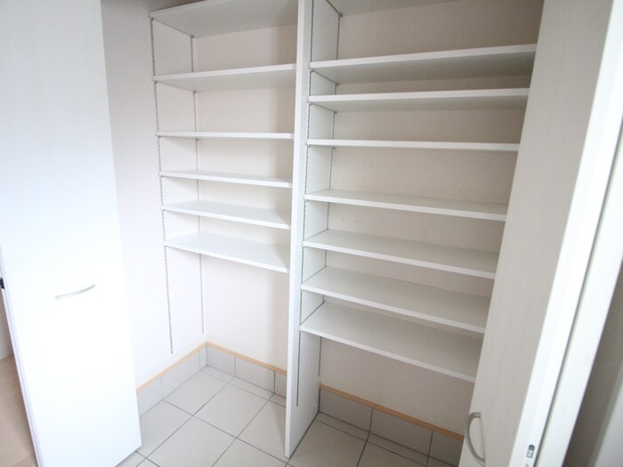 物件内観写真21　(靴箱)