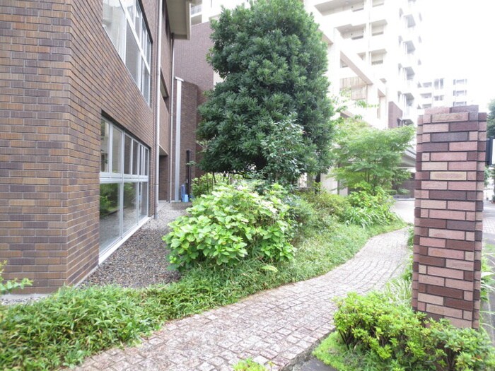 物件外観写真4　(外観写真)