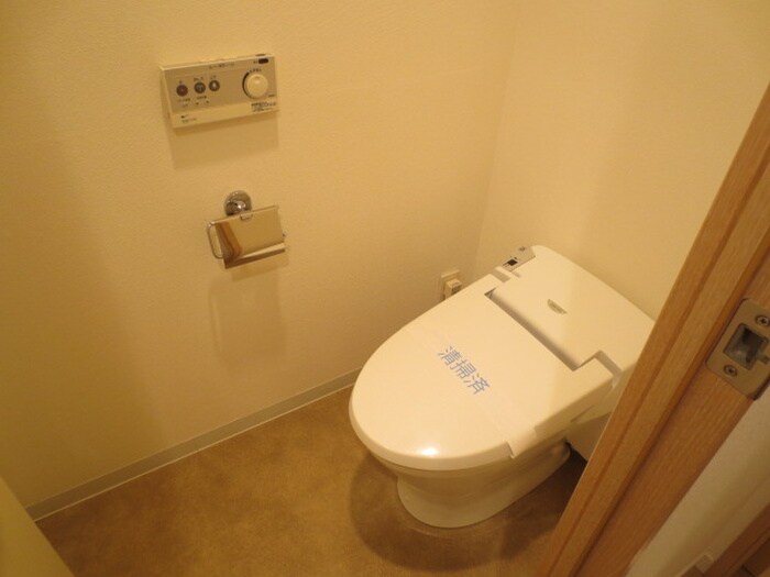 物件内観写真10　(トイレ)