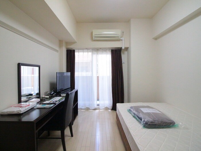 物件内観写真4　(居室)