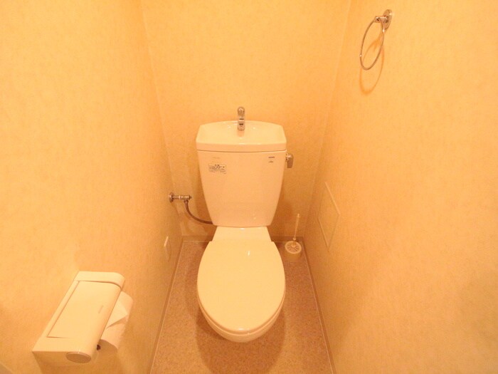 物件内観写真9　(トイレ)