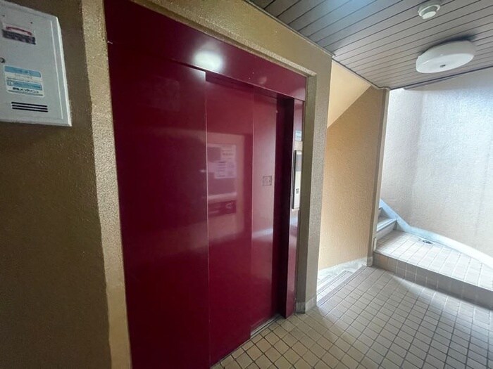 物件外観写真3　(建物設備)